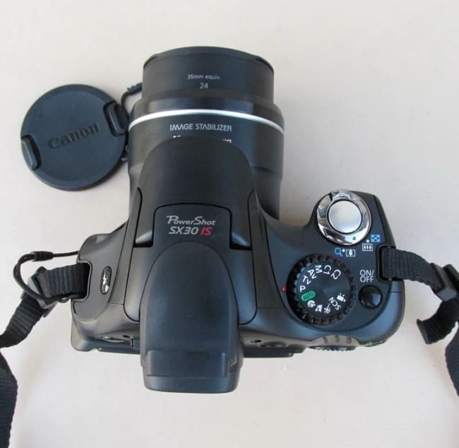 Внешний вид Canon PwerShot SX30 IS 