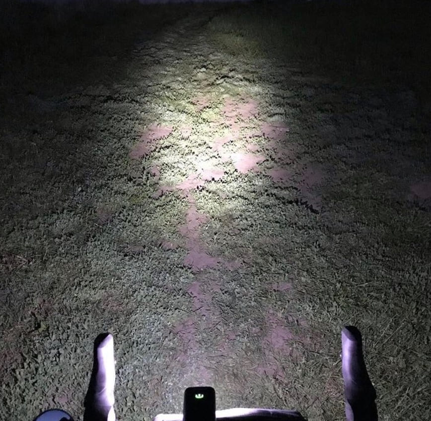 Как светит Фара для велосипеда NEWBOLER 1000