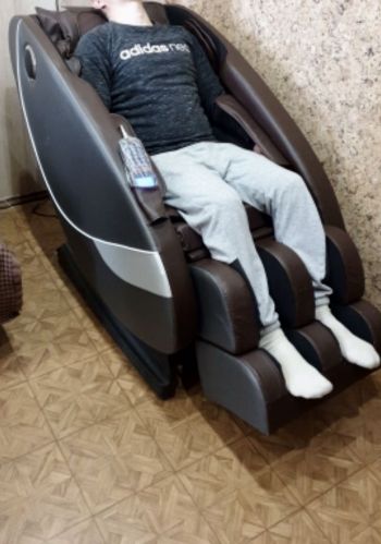 Домашнее массажное кресло Le Er Kang LEK-L8 – забудь о боли в мышцах